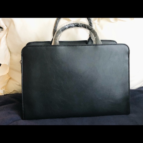 Micheal Germain Leather Handbag - Picture 2 of 5